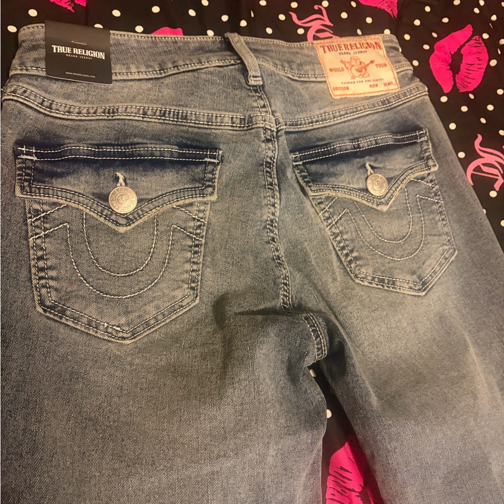 True Religion Classic Blue Jeans with Signature Pockets